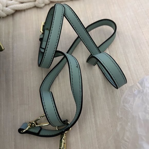 Ball studded handbag - Picture 3 of 7